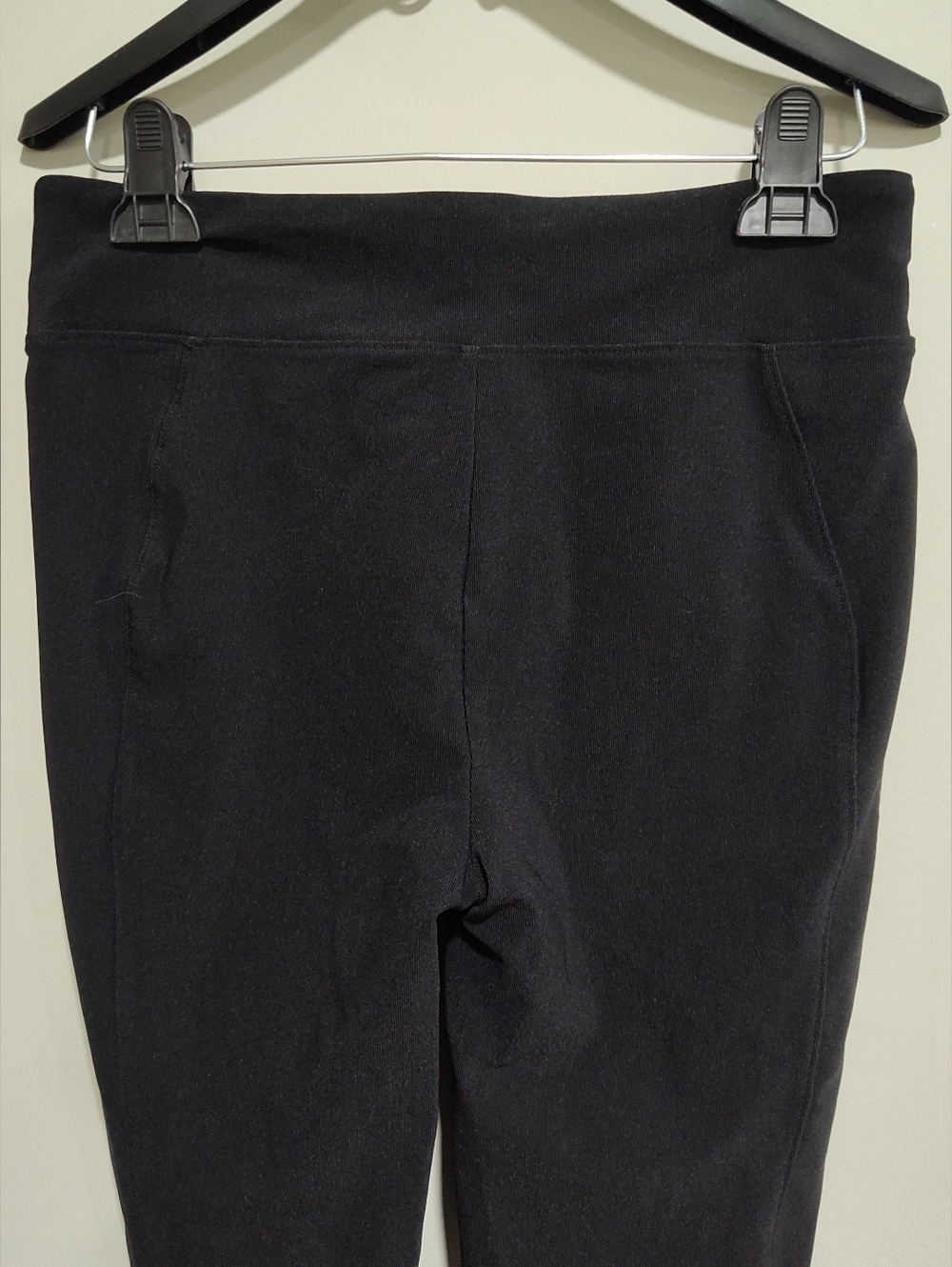 Assets by Spanx Women's Size Large Black Pants Leggings, Knit, Stretchy, Comfy - Picture 6 of 10